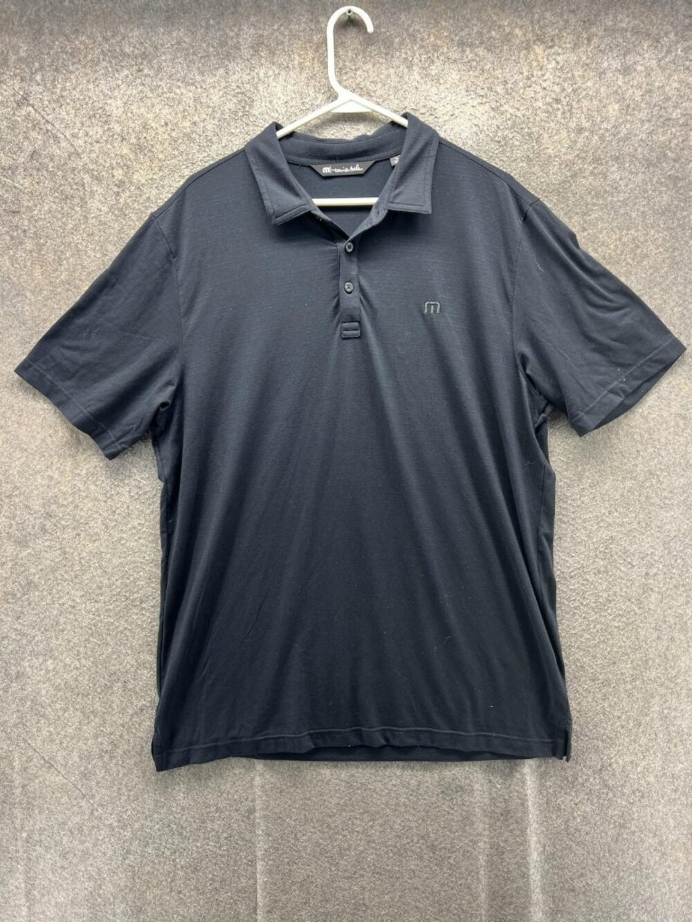 TravisMathew Polo Shirt Men XL Black Solid Knit Golf Casual Logo Short Sleeve